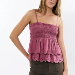 Top with cut-out elastic straps